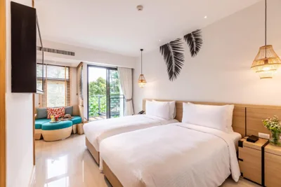 Superior Pool View con 2 letti singoli — OUTRIGGER Surin Beach Resort